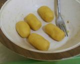 Foto langkah ke 4 dari resep Timus Ubi Jalar Berselimut Tepung Roti.