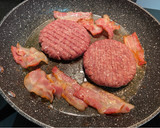 Foto del paso 1 de la receta: PB&J Burger