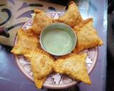 Potato and Spring Onion Samosas recipe step 4 photo