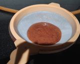 A picture of step 4 of Fresh plum juice.