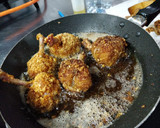 Foto del paso 5 de la receta: Piruletas de pollo