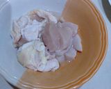รูปขั้นตอนการทำที่ 1 ของ ไก่ผัดพริกแกงใส่มะเขือ