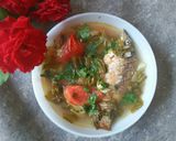 Hình bước làm 7 của món Canh Cá diếc cải chua