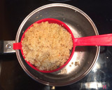 Foto del paso 1 de la receta: Tartar de salmón, mango y quinoa