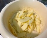Une image de l'étape 8 de Flan aux pommes, vanille et fromage blanc (nappage myrtilles citron).