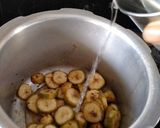 કાચા કેળા ની ભાજી(Kela ni Bhaji Recipe in Gujarati) રેસીપી સ્ટેપ3ફોટો