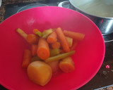 Foto del paso 4 de la receta: Caldo de verduras y pollo
