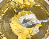 Foto del paso 4 de la receta: Pastel rústico de manzana, pasas y ron, sin gluten