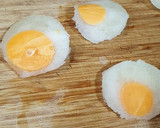Foto del paso 2 de la receta: Mini huevos de un huevo