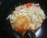 Foto langkah ke 3 dari resep Tumis Labu Wortel Udang Rebon Oregano.