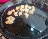 Foto del paso 3 de la receta: Pollo al curry y piña🍍