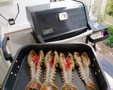 รูปขั้นตอนการทำที่ 9 ของ กุ้งมังกรแดงย่าง