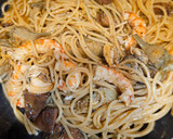 Foto del paso 6 de la receta: Spaghetti con pil pil de almejas