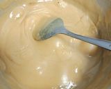Foto langkah ke 5 dari resep Donat glaze tiramisu homemade.