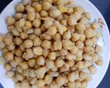 A picture of step 1 of Chole chaat recipe.