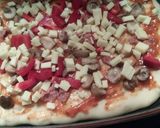 Foto langkah ke 4 dari resep Pizza Happy Call.