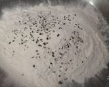 A picture of step 1 of Namkin Mathri.