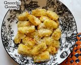 Foto langkah ke 5 dari resep Gnocchi Goreng.