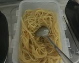 Foto langkah ke 3 dari resep Spaghetti Aglio e Olio.