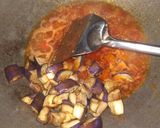 Foto langkah ke 5 dari resep Sambal goreng terung ungu.