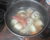 Foto del paso 2 de la receta: Jamoncitos de pollo en salsa de almendras con papas cocidas