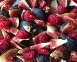 Une image de l'étape 6 de Tarte figues - framboises 🌸.