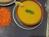 شوربة العدس الأحمر على طريقتي
