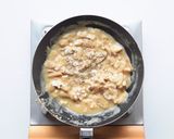 （影片）酥皮奶油蘑菇雞肉派的食譜步驟4照片