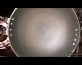 A picture of step 3 of Hare pyaz ki kachori.