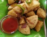 A picture of step 5 of Fried Leftover Suji Idli.