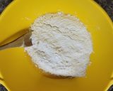 Foto del paso 1 de la receta: Budín de banana, almendras y caramelo
