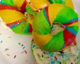 Foto langkah ke 12 dari resep Rainbow Bagel with cream cheese.
