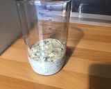 Une image de l'étape 5 de Sauce crème au brocciu corse, oignon citron et persil.