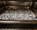 Foto del passaggio 5 della ricetta Gnocchi di patate viola con albumi