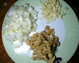 Foto langkah ke 1 dari resep Saus steak mushroom.