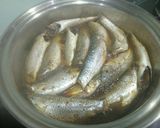 Hình bước làm 2 của món Cá đối kho tiêu