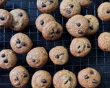 Foto langkah ke 5 dari resep Chococips cookies 🍪.