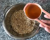 Foto del paso 3 de la receta: Crumble de frutos rojos sin azúcar ni harina!