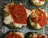 Foto del paso 8 de la receta: Zapallitos rellenos de carne con salsa blanca y roja gratinados