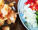 Foto del paso 1 de la receta: Salteado de pollo y pimientos