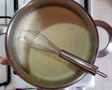 Foto del passaggio 5 della ricetta Crema pasticcera con soli tuorli