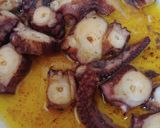Foto del paso 2 de la receta: Arroz amb brou de marisc, caragols, gambons i Pop. Amb Marisc.Arroz meloso marisco pulpo y caracoles