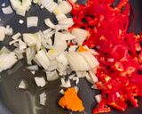 Une image de l'étape 1 de Noix de Saint Jacques et Poêlée asiatique de légumes.
