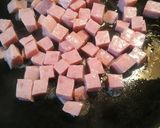 A picture of step 1 of Ham and Eggs.