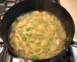 A picture of step 5 of Pea and pancetta pasta.