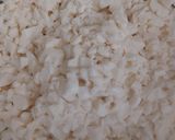 Foto del passaggio 5 della ricetta Pizza con salmone,insalata,ricotta e pomodori