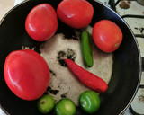 Foto del paso 2 de la receta: Salsita de jitomate tatemada