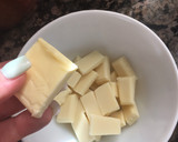 Foto del paso 2 de la receta: Bocaditos de coco y chocolate blanco🥥