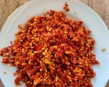 Foto langkah ke 1 dari resep Chilli Oil.