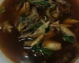รูปขั้นตอนการทำที่ 3 ของ ยำไก่เมืองใส่พริกลาบ